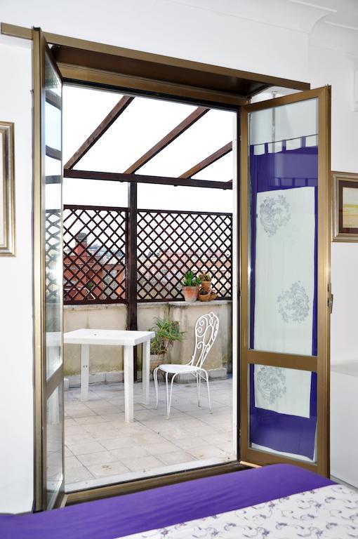 Villa Blanc B&Bローマ 部屋 写真